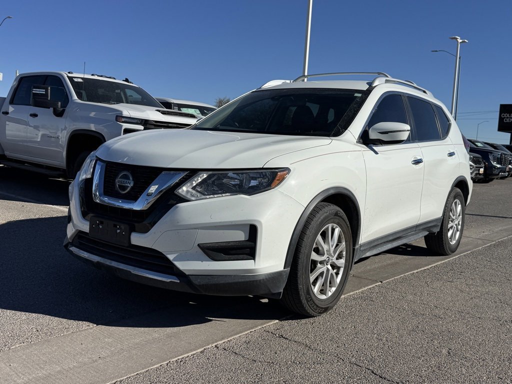 2019 Nissan Rogue SV's photo