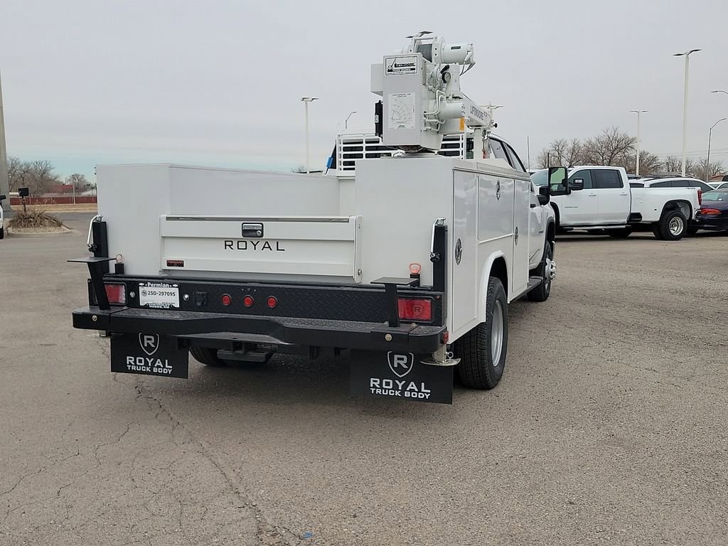 2025 Chevrolet Silverado 3500 HD Work Truck - Photo 10