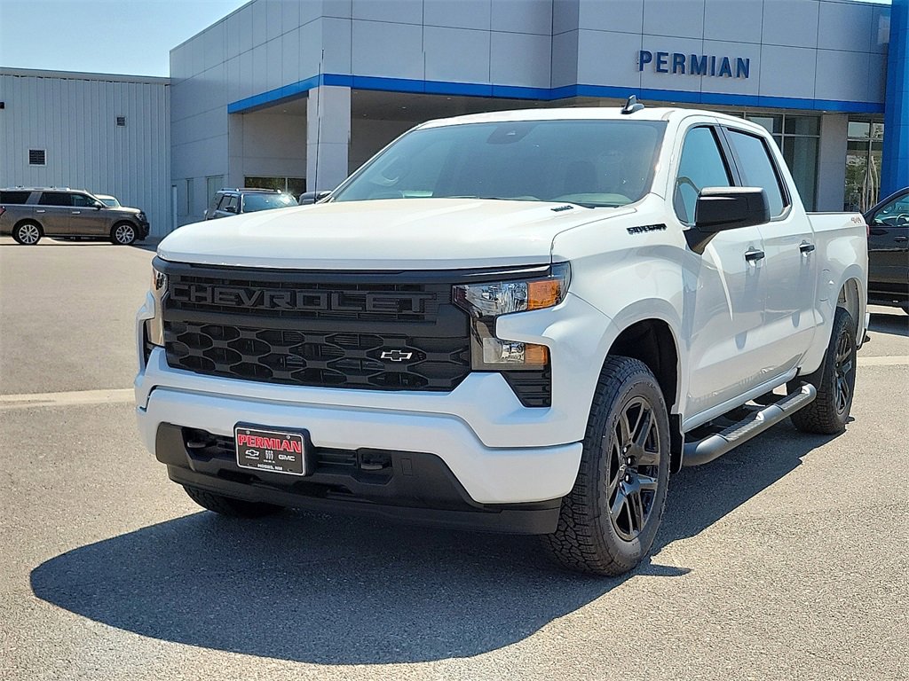 2026 Chevrolet Silverado 1500 Custom photo 4