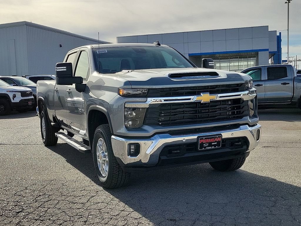 New 2026 Chevrolet Silverado 3500 HD LT Truck
