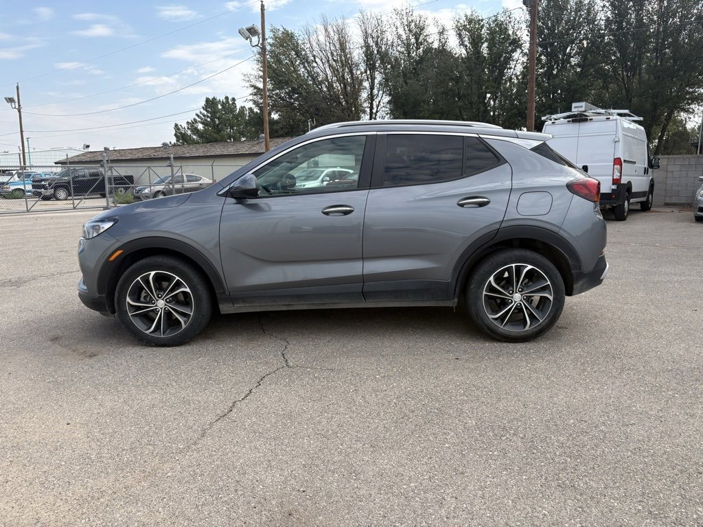 2022 Buick Encore GX Select photo 2