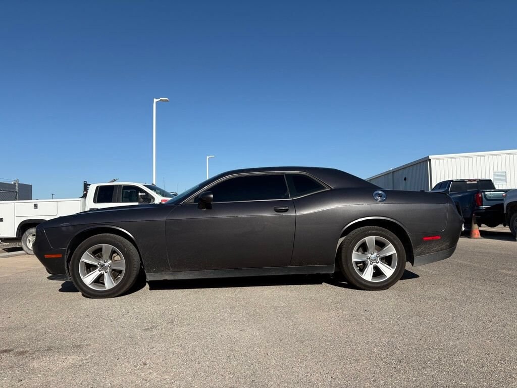 Used 2022 Dodge Challenger SXT Coupe