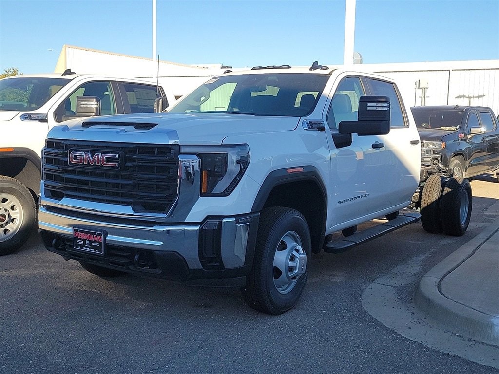New 2026 GMC Sierra 3500 HD Chassis Cab Pro Truck