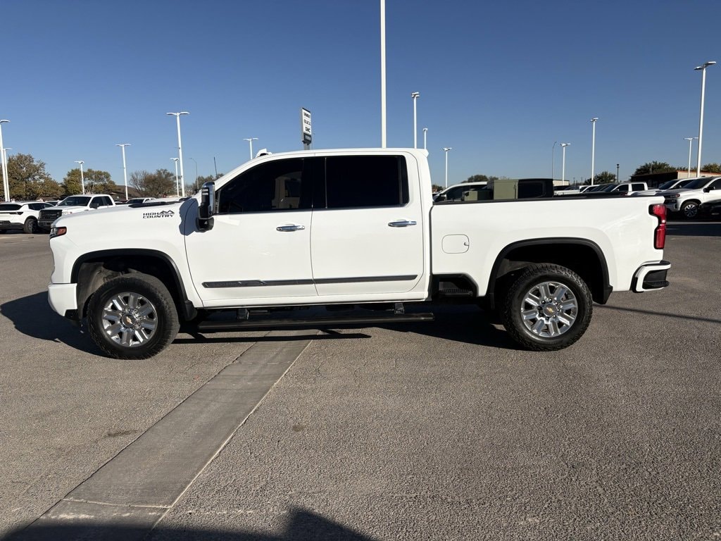 Used 2024 Chevrolet Silverado 2500 HD High Country Truck Crew Cab