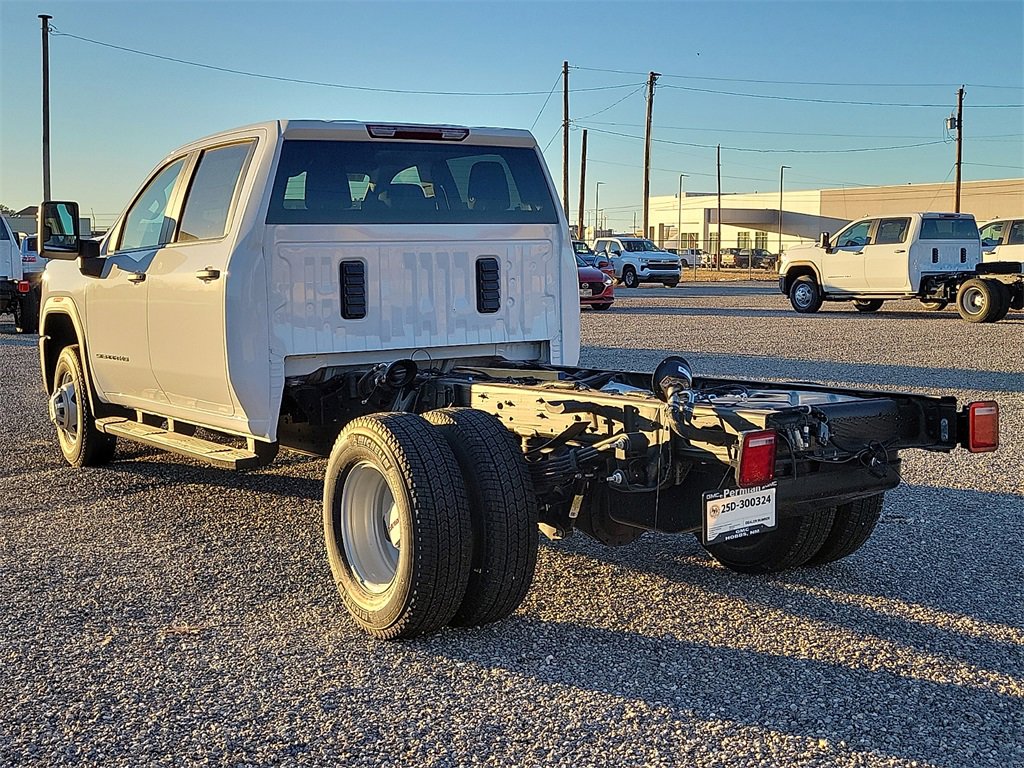 2026 Gmc Sierra 3500 HD Pro photo 2
