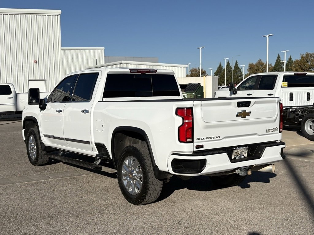 Used 2024 Chevrolet Silverado 2500 HD High Country Truck Crew Cab
