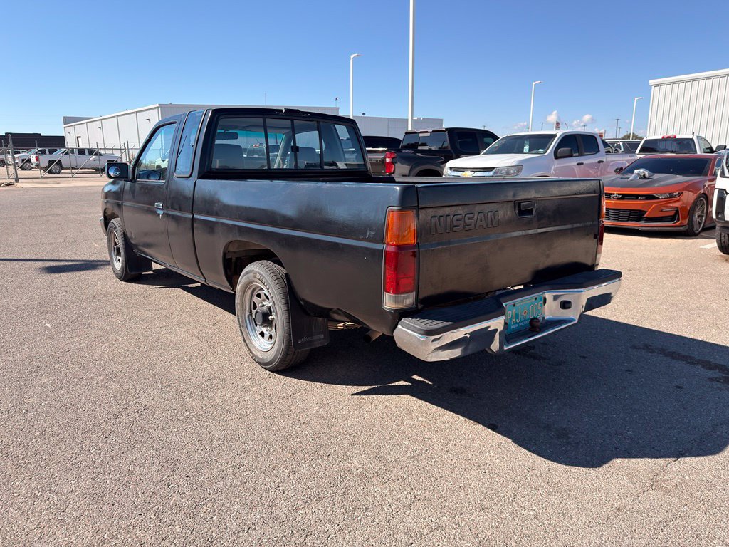 Used 1994 Nissan Trucks 2WD XE Truck King Cab