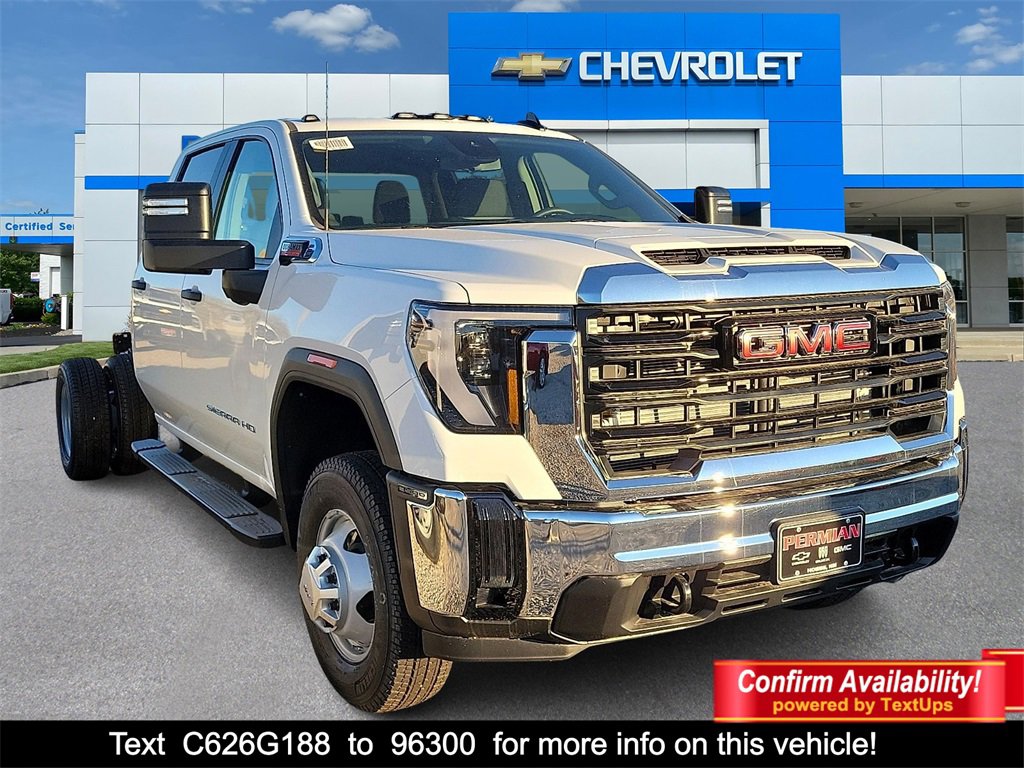 2026 GMC Sierra 3500 Chassis Cab Pro's photo