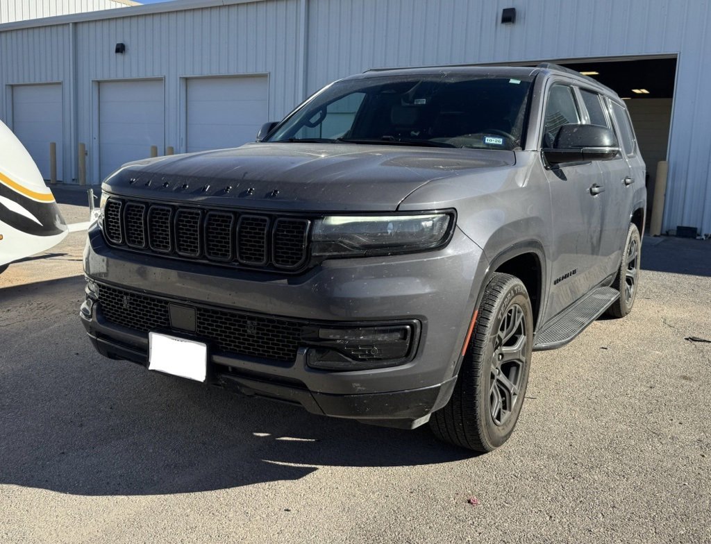 2023 Jeep Wagoneer Series II's photo