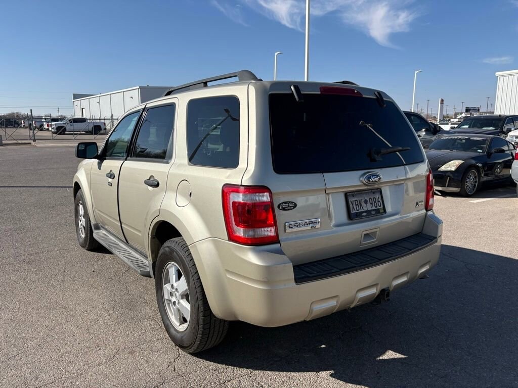 Used 2010 Ford Escape XLT SUV