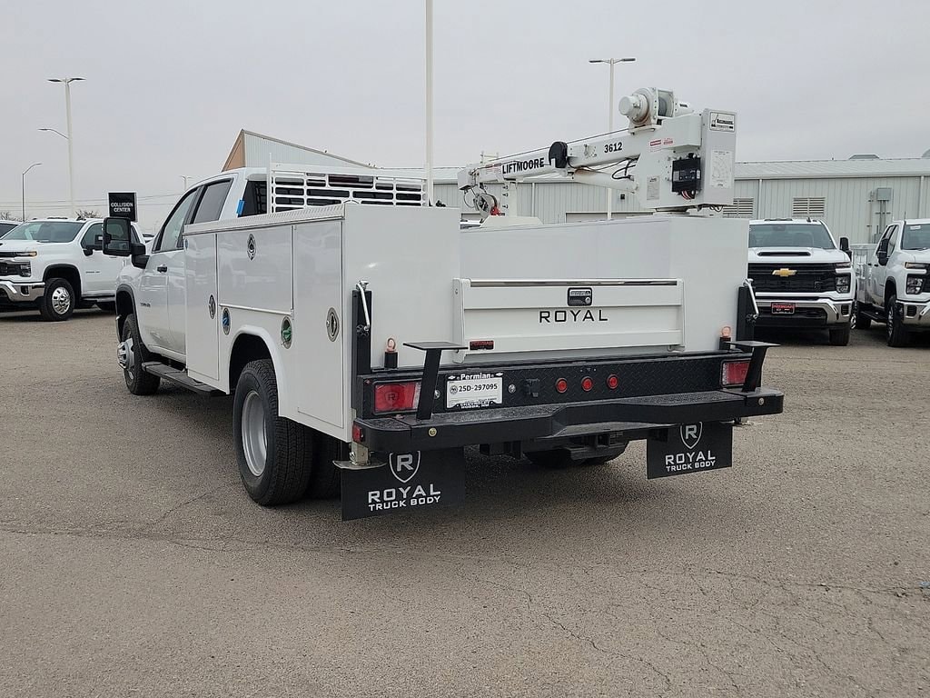 2025 Chevrolet Silverado 3500 HD Work Truck - Photo 8