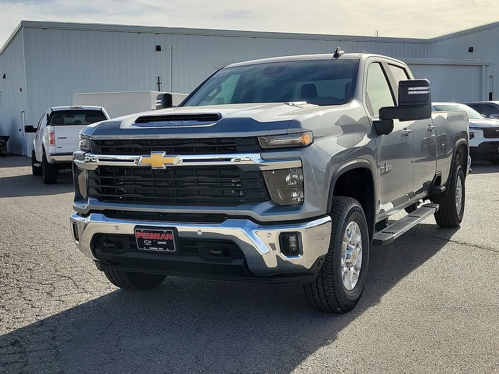 New 2026 Chevrolet Silverado 3500 HD LT Truck
