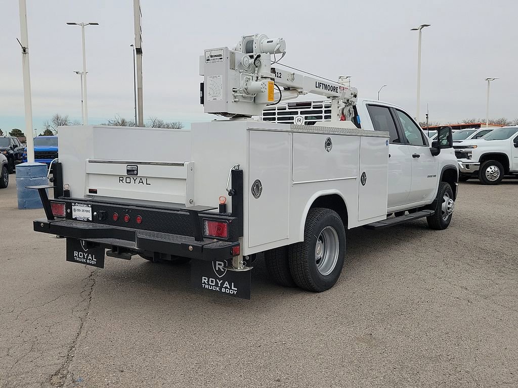 2025 Chevrolet Silverado 3500 HD Work Truck - Photo 11