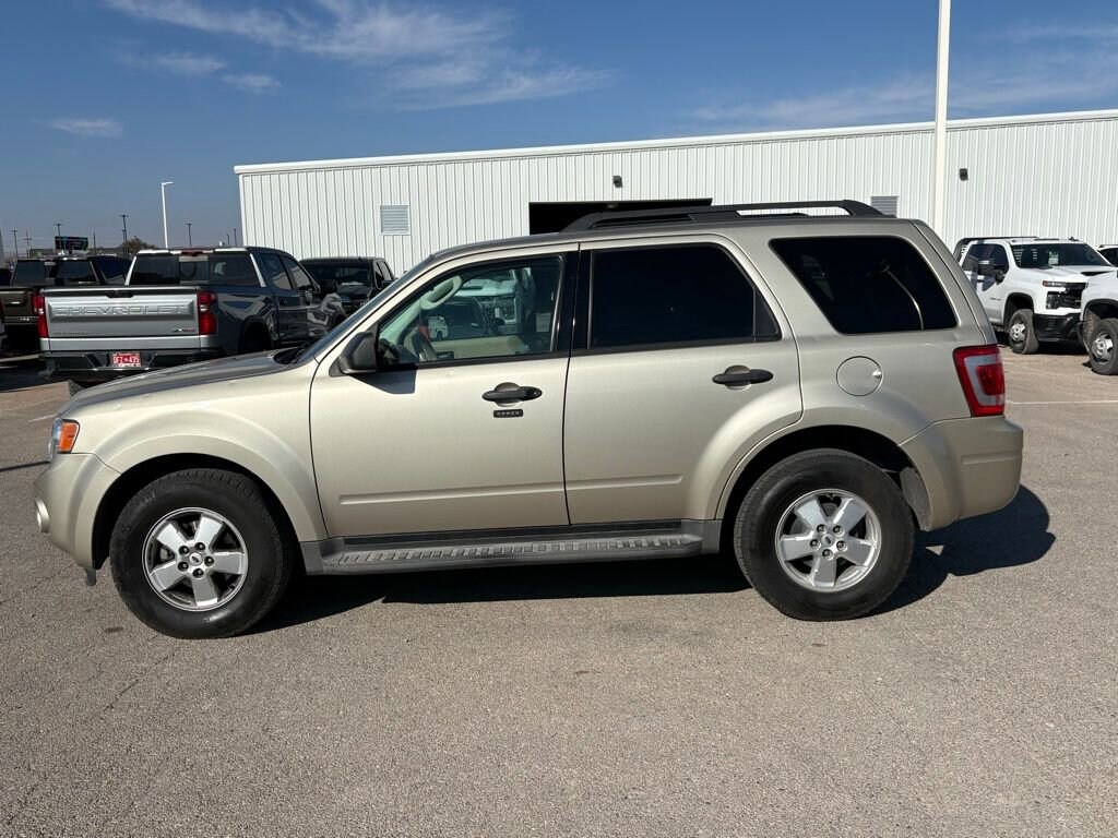 Used 2010 Ford Escape XLT SUV