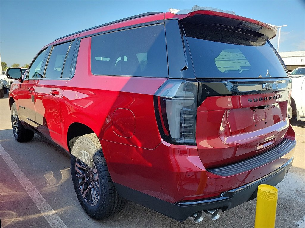 2026 Chevrolet Suburban Z71 photo 3
