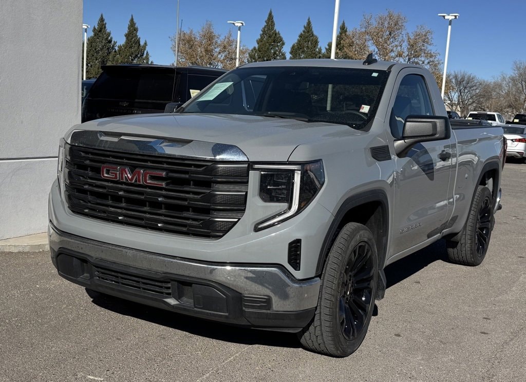 2024 GMC Sierra 1500 Pro's photo