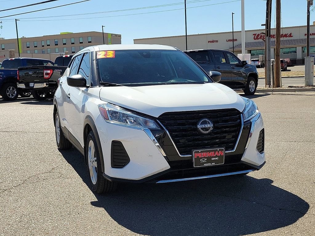 Used 2023 Nissan Kicks S with VIN 3N1CP5BV0PL552418 for sale in Hobbs, NM