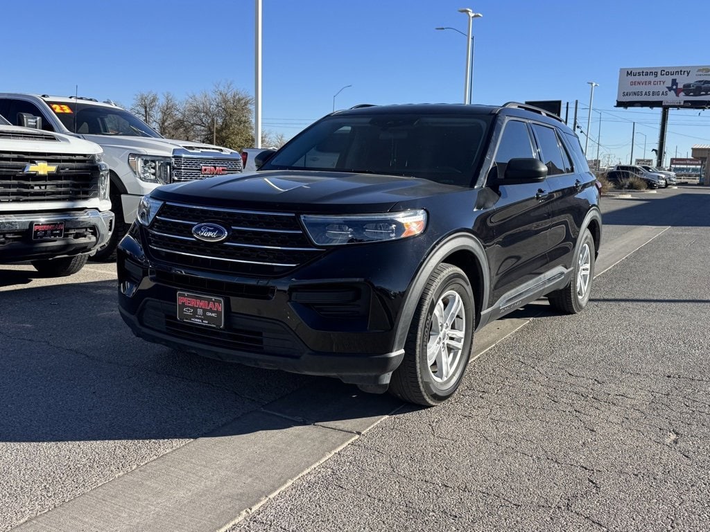 2021 Ford Explorer XLT's photo