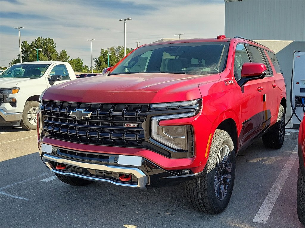 2026 Chevrolet Suburban Z71 photo 2