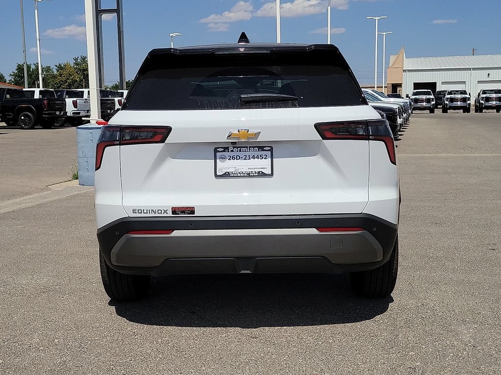 2026 Chevrolet Equinox LT - Photo 11