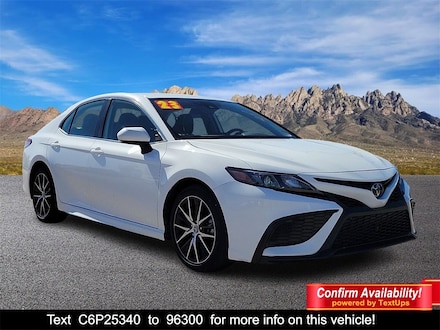 2023 Toyota Camry SE Sedan