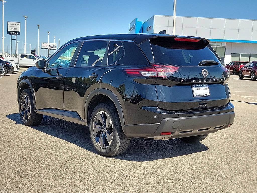 2025 Nissan Rogue SV - Photo 8