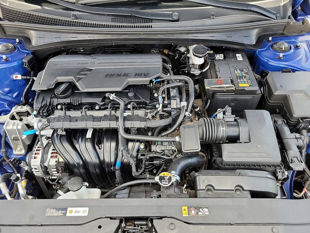 2025 Hyundai Elantra SEL - Photo 16