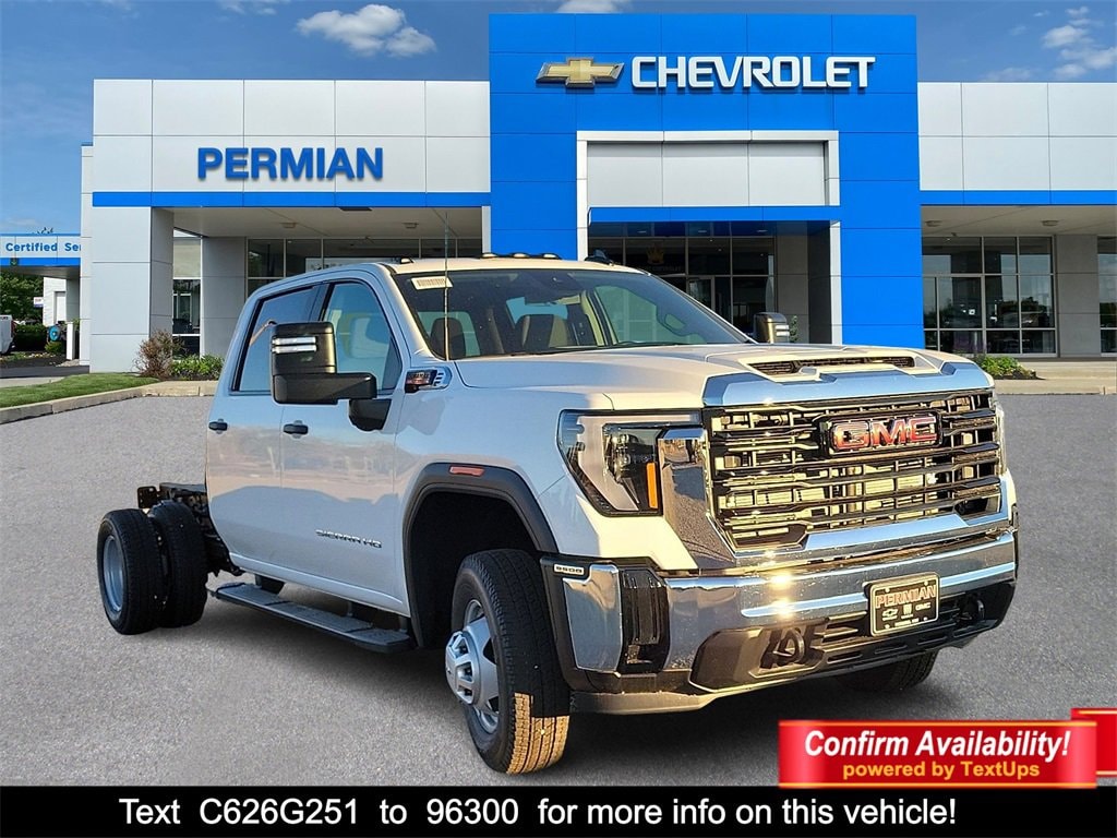 2026 GMC Sierra 3500 Chassis Cab Pro's photo