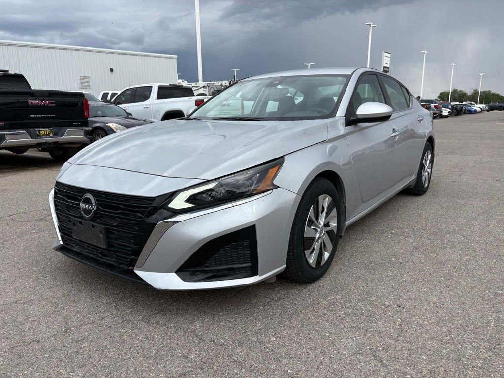 2023 Nissan Altima 2.5 S's photo