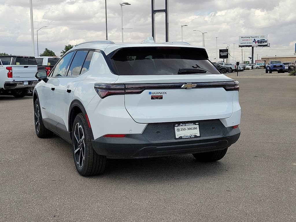 2026 Chevrolet Equinox EV 2LT - Photo 9