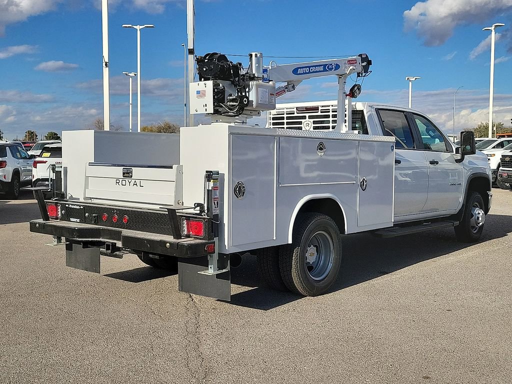 2025 Chevrolet Silverado 3500 HD Work Truck - Photo 11