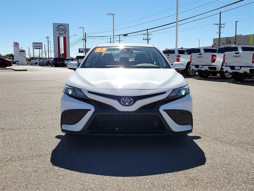 Used 2023 Toyota Camry SE Sedan