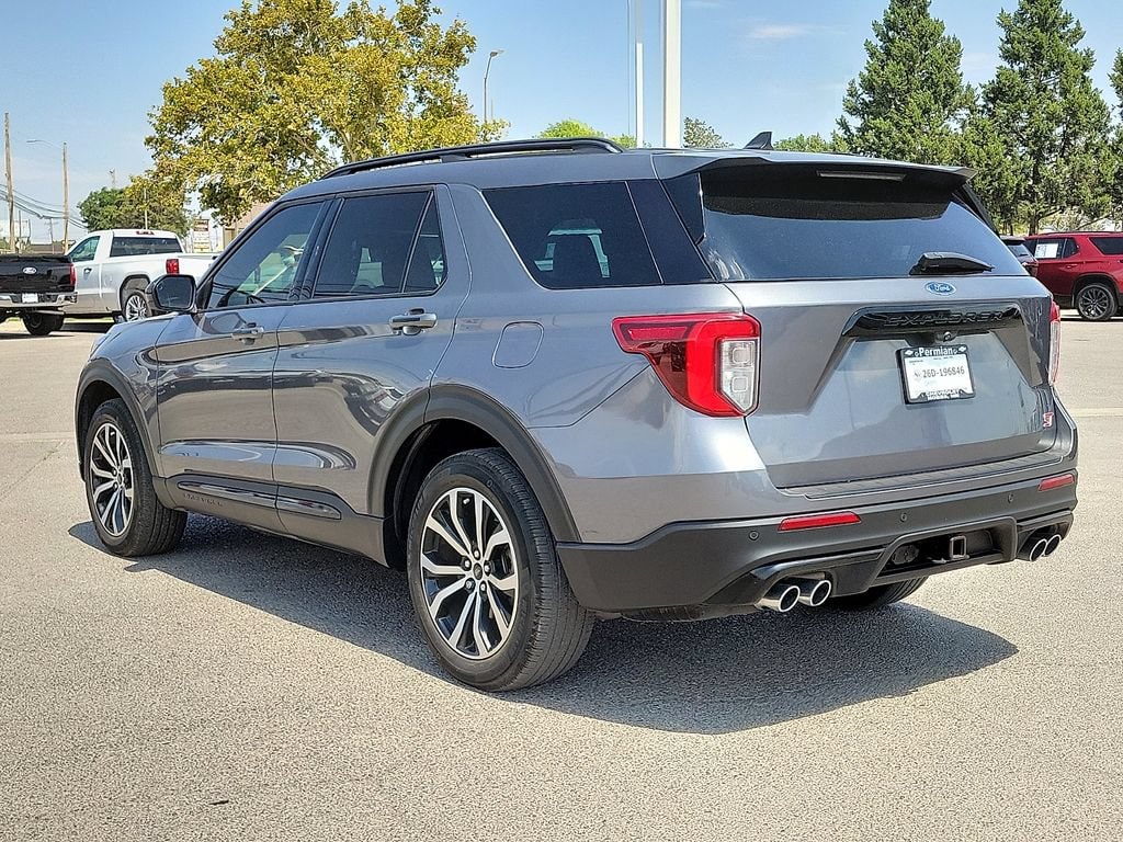 2022 Ford Explorer ST - Photo 8