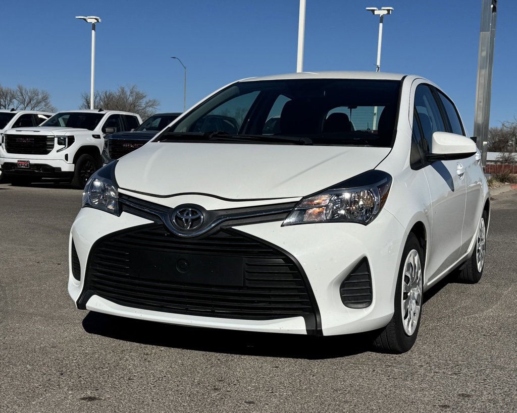 2016 Toyota Yaris L's photo