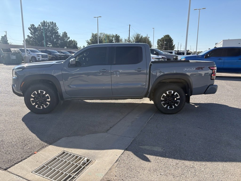 2024 Nissan Frontier PRO-4X photo 2