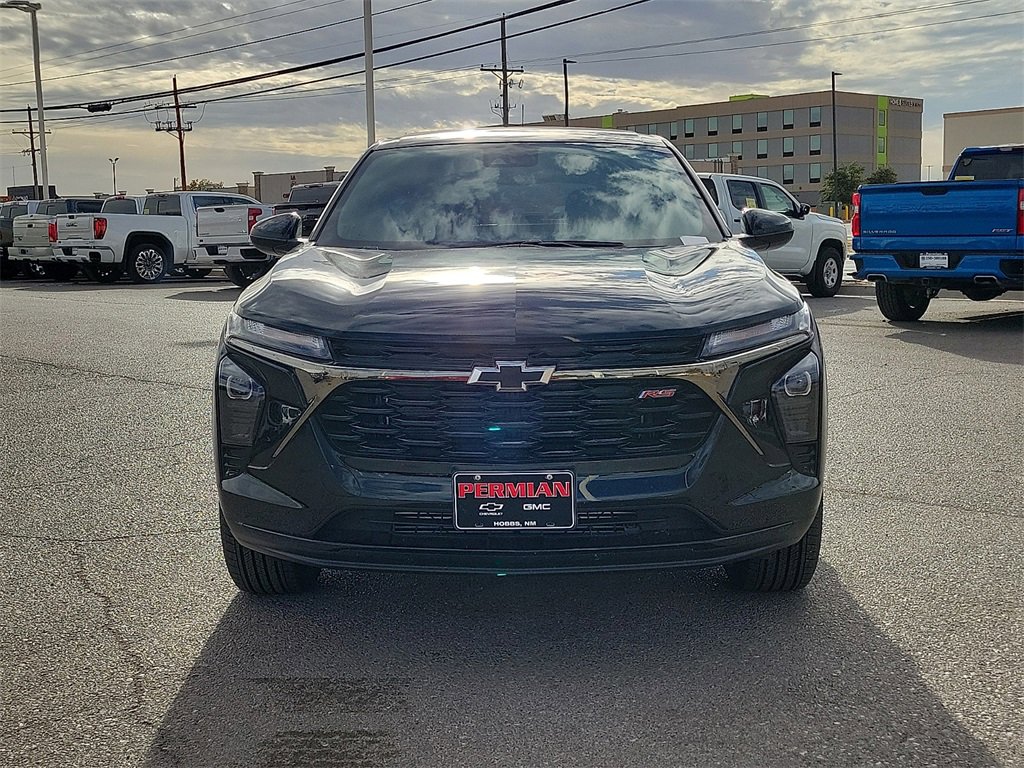 2026 Chevrolet Trax photo 2