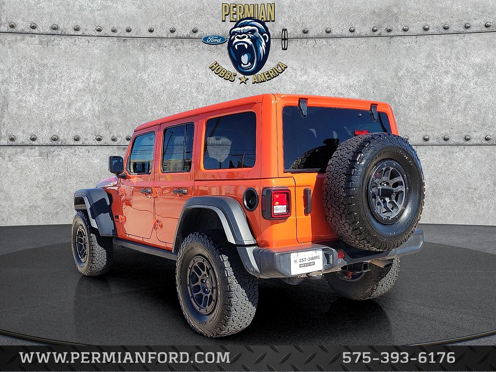 2023 Jeep Wrangler High Tide photo 3
