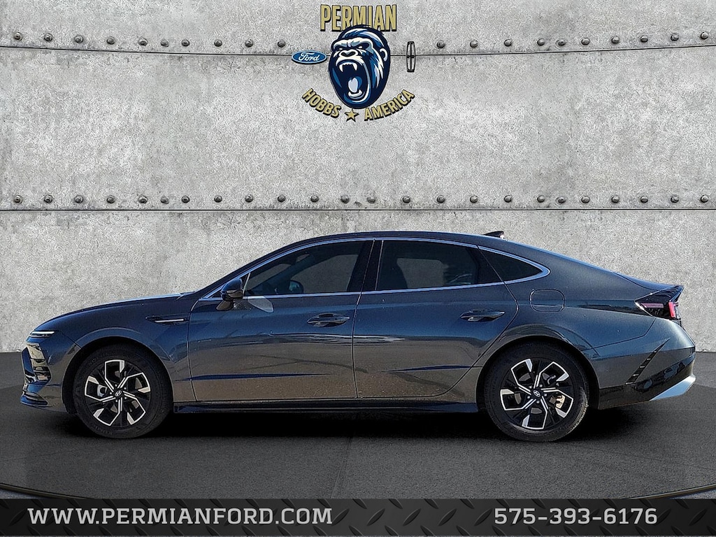 Used 2025 Hyundai Sonata SEL Sedan