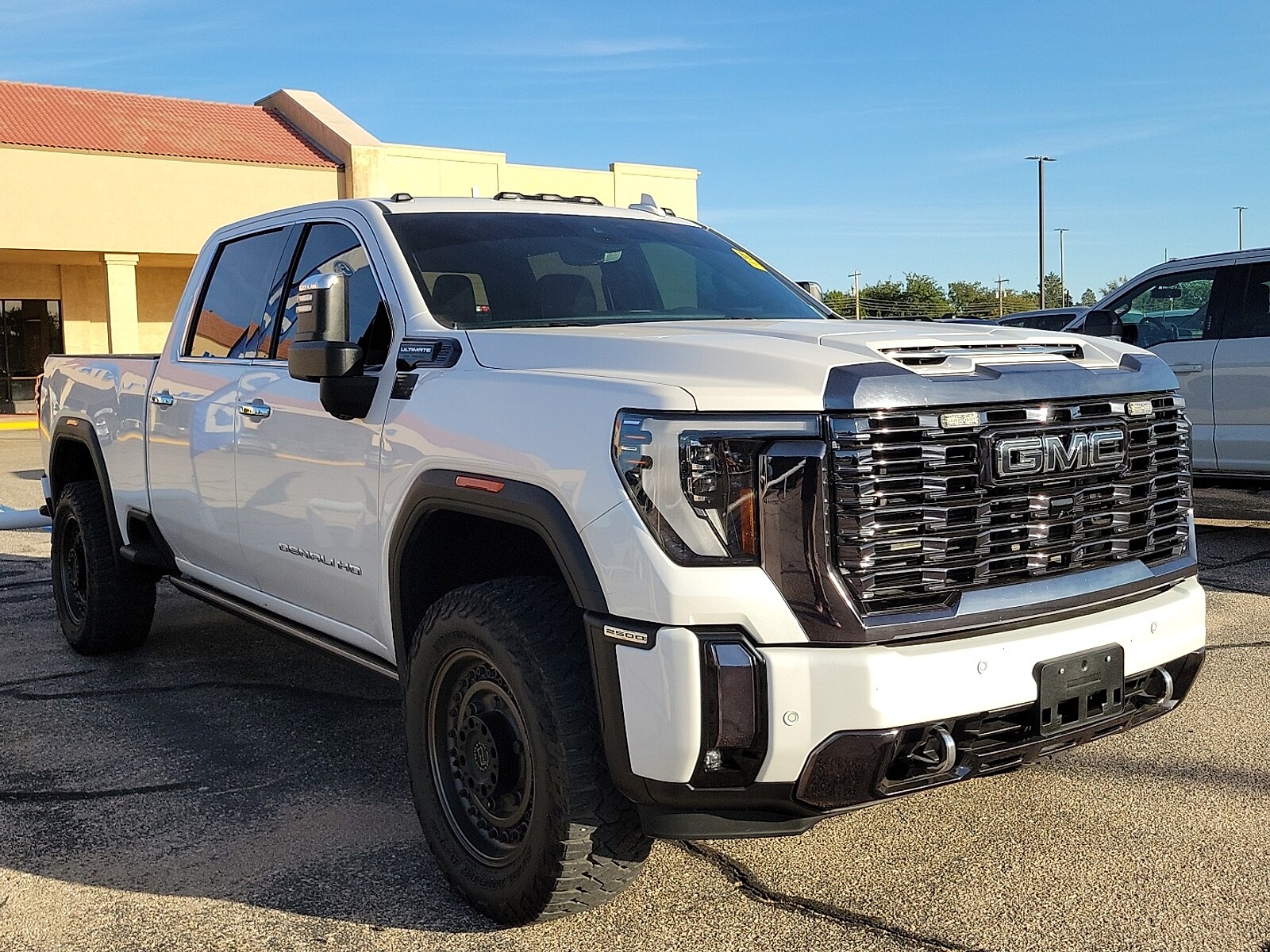 2024 Gmc Sierra HD Denali Ultimate photo 3