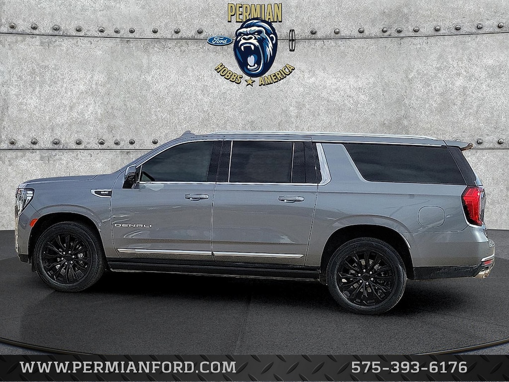 Used 2022 GMC Yukon XL Denali SUV