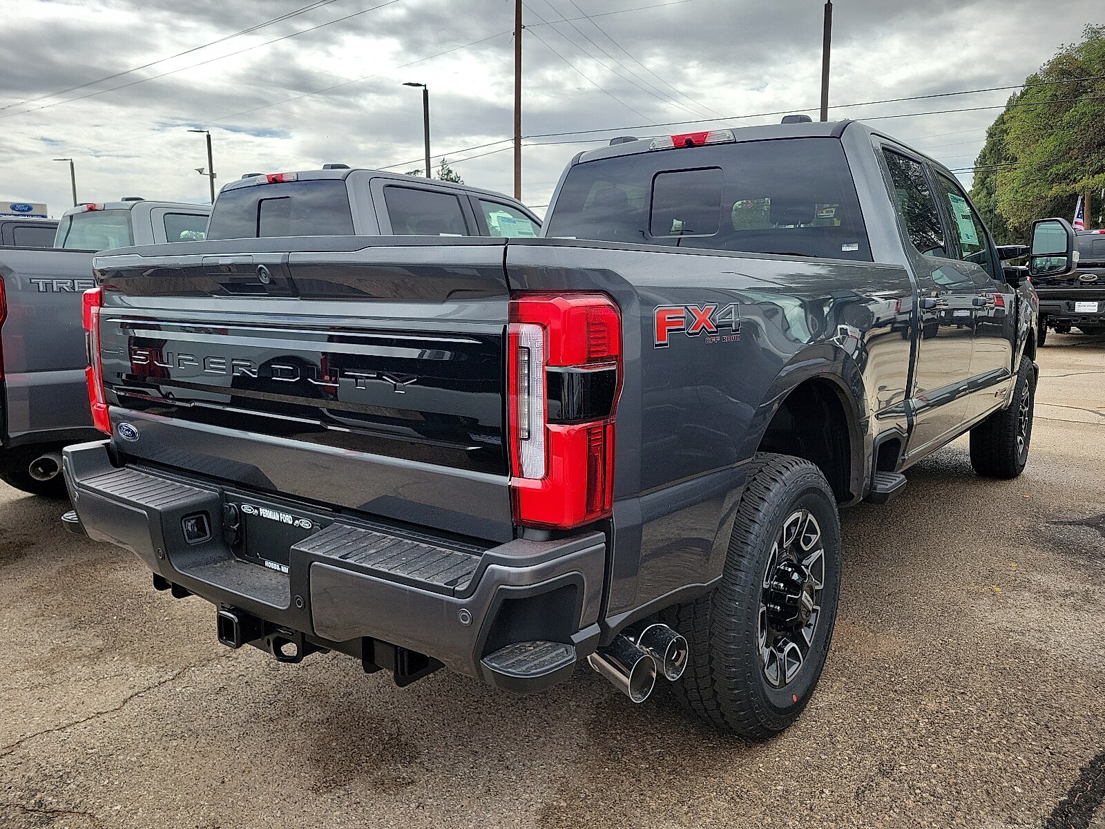 2026 Ford F-250 Platinum photo 2