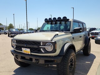 2025 Ford Bronco Badlands SUV
