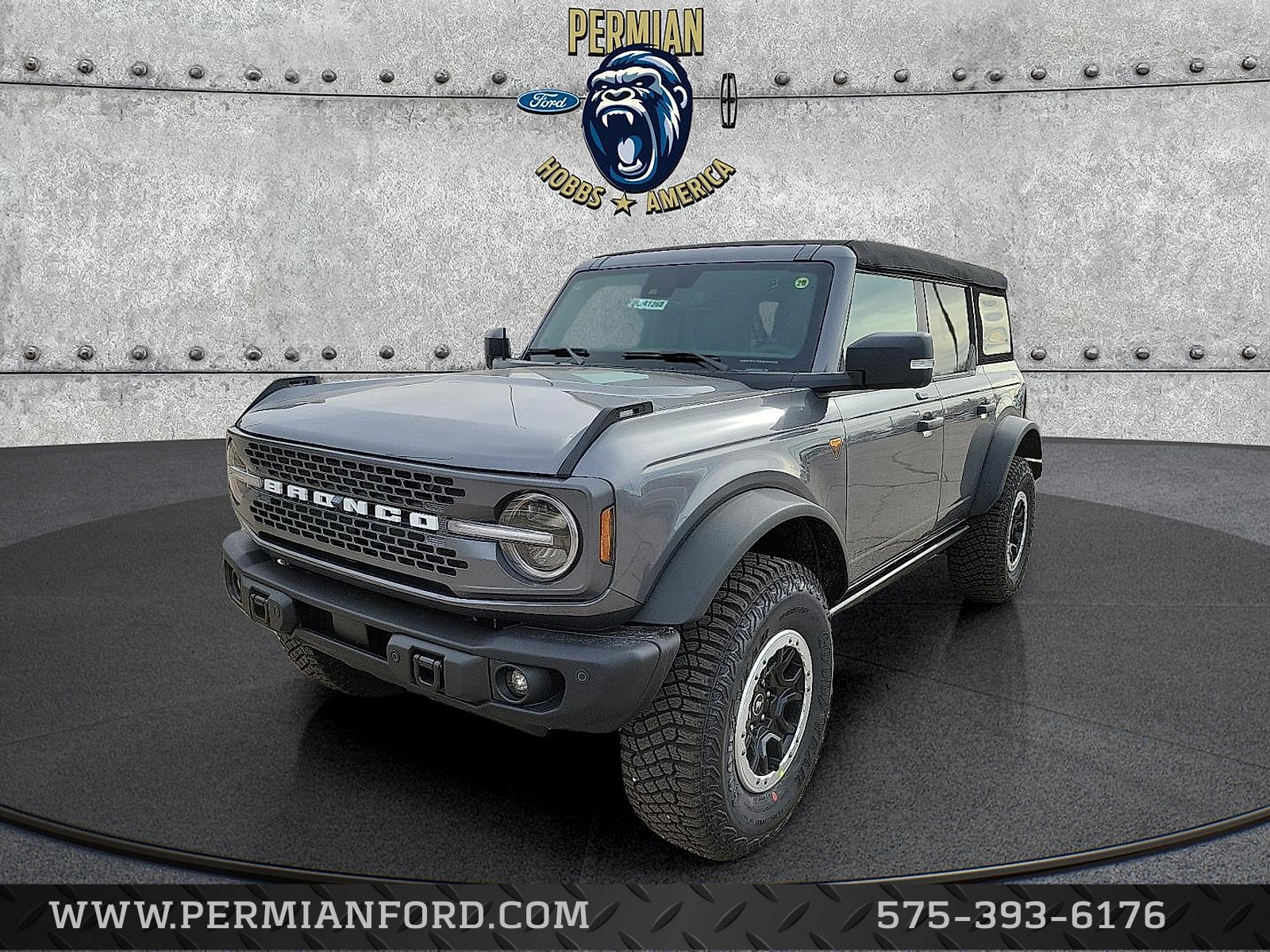 2023 Ford Bronco 4-Door Badlands's photo