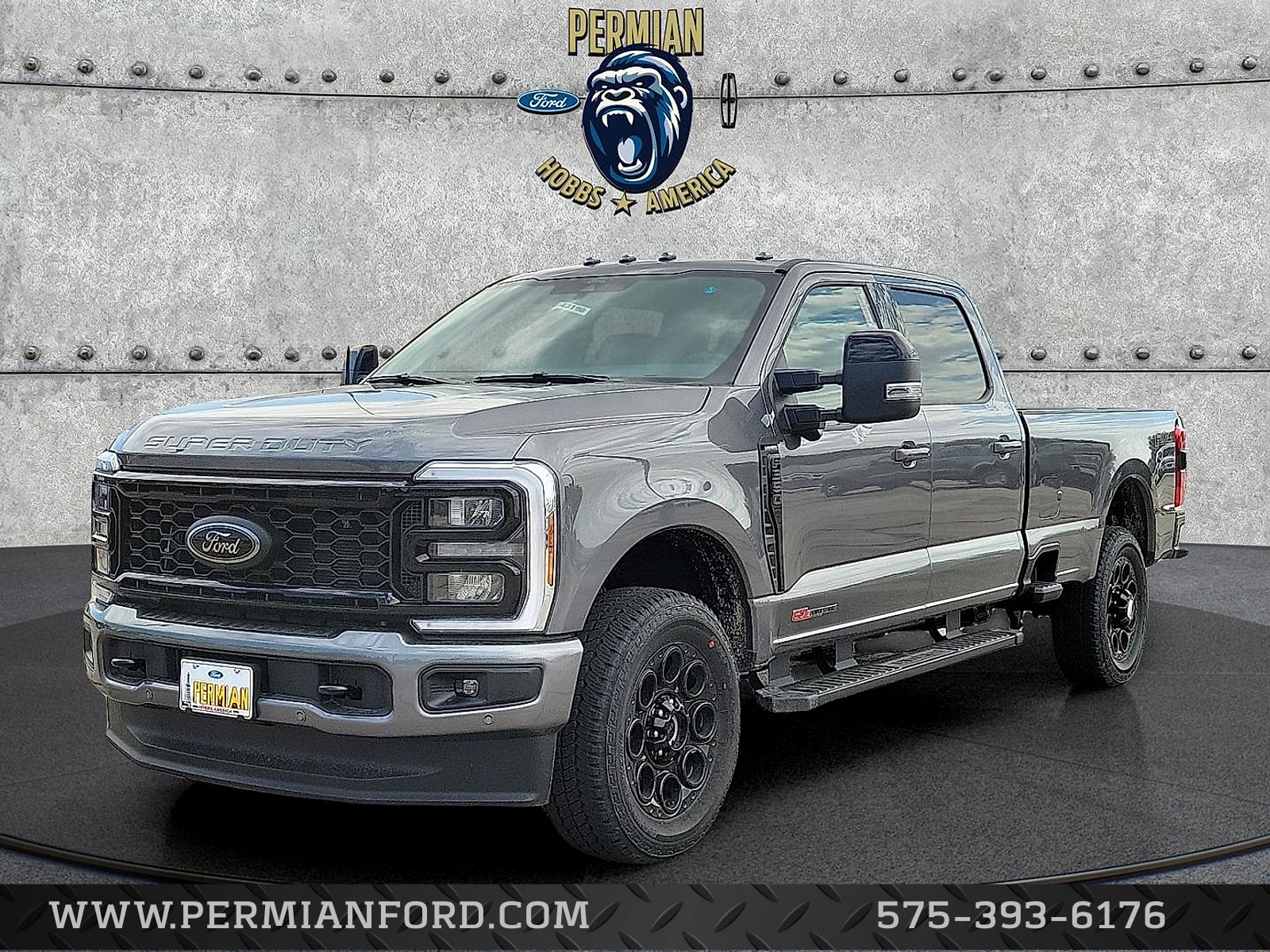 2025 Ford F-350 Super Duty Lariat's photo