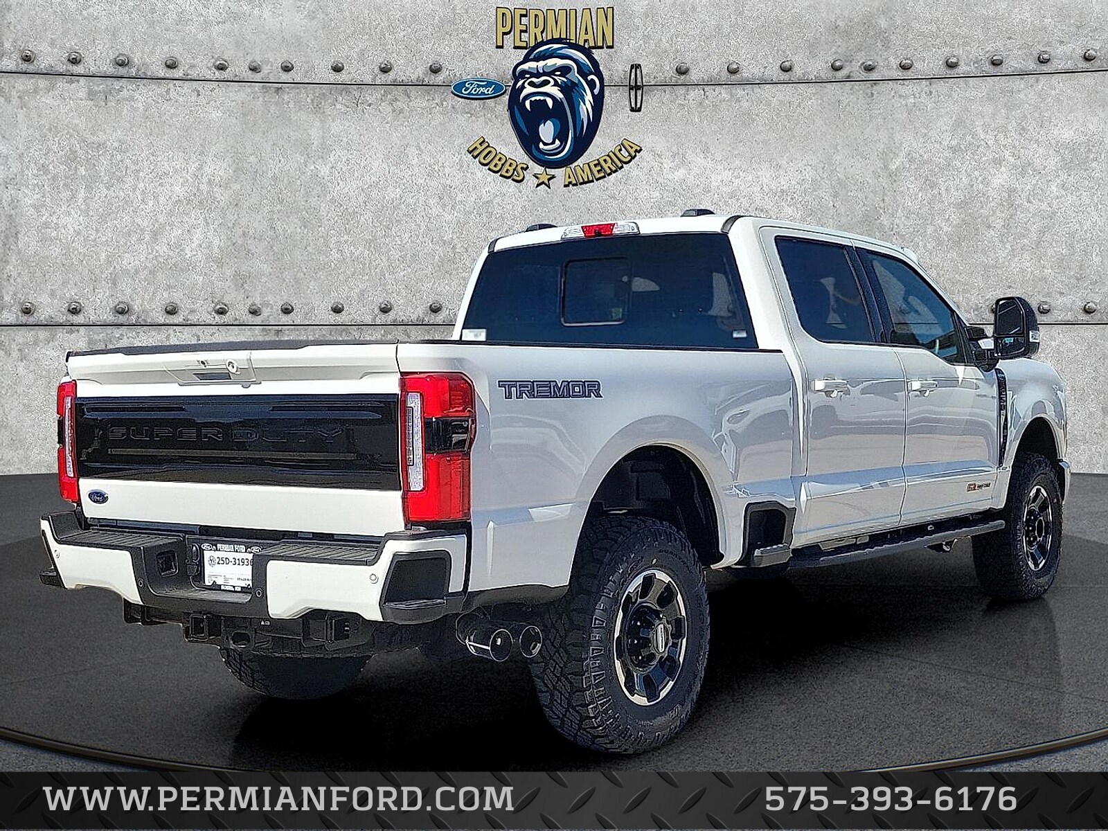 2026 Ford F-250 Platinum photo 4