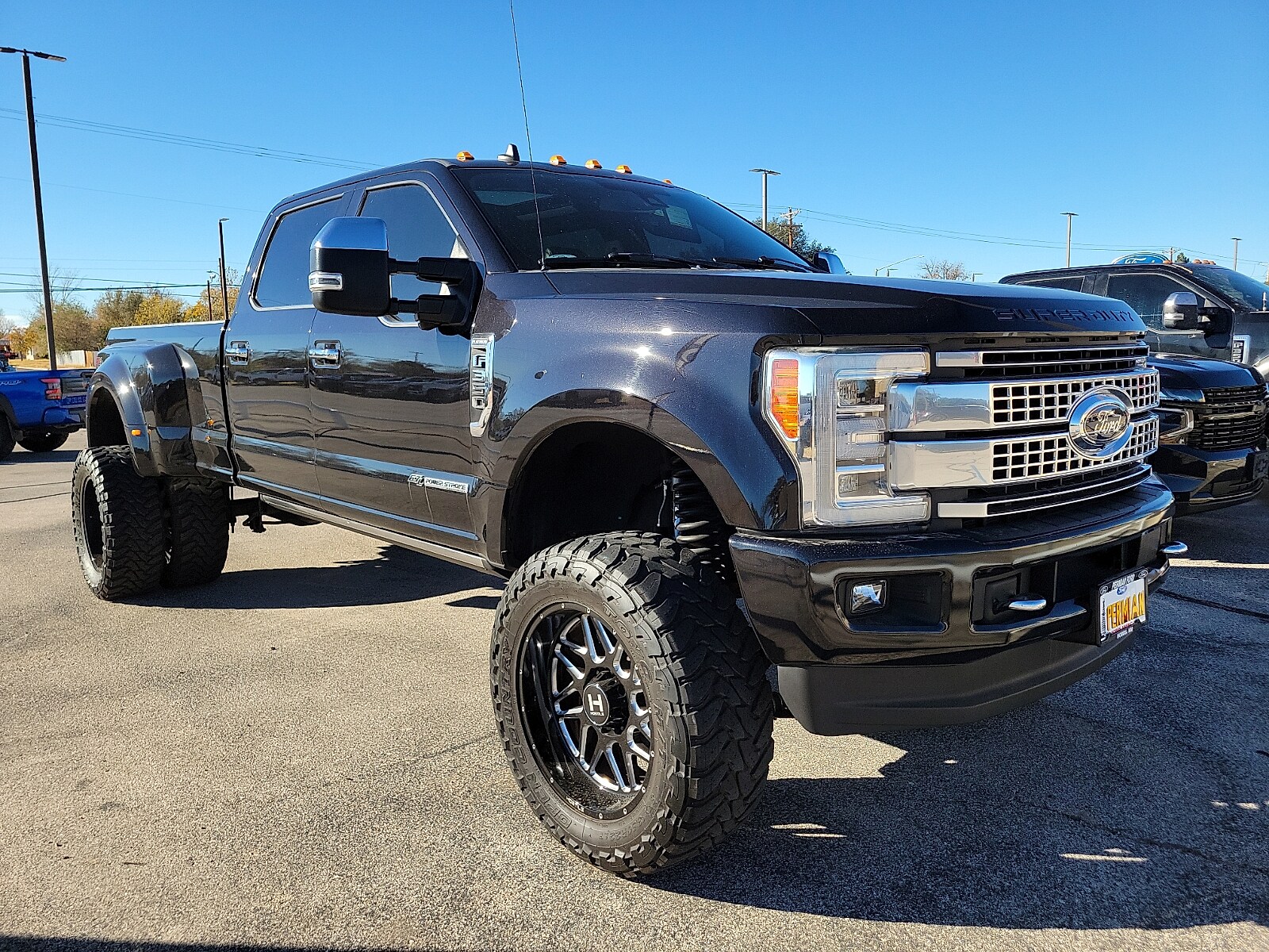 2019 Ford F-350 photo 3