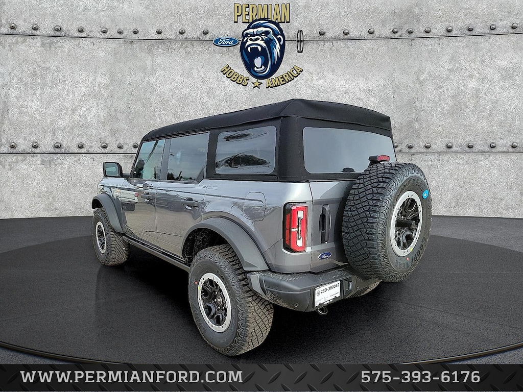 New 2023 Ford Bronco Badlands SUV