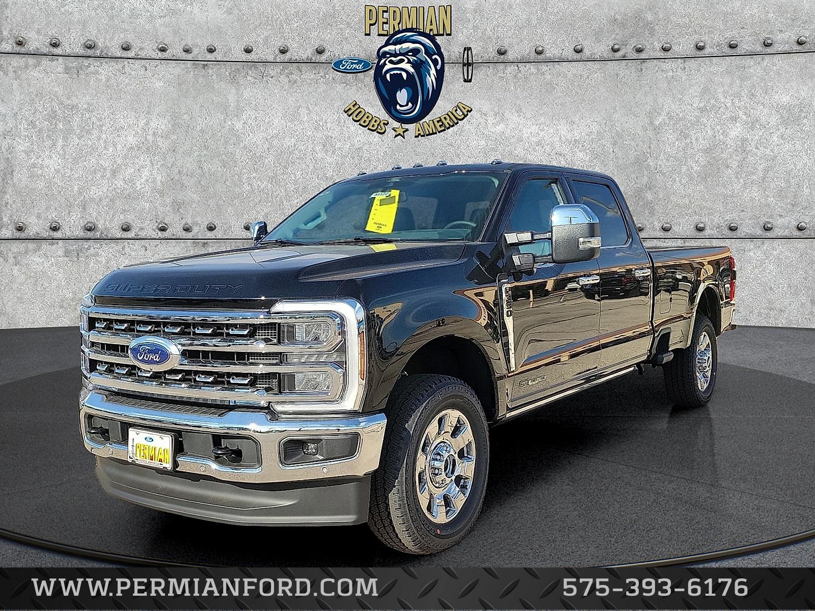 2025 Ford F-350 Super Duty Lariat's photo