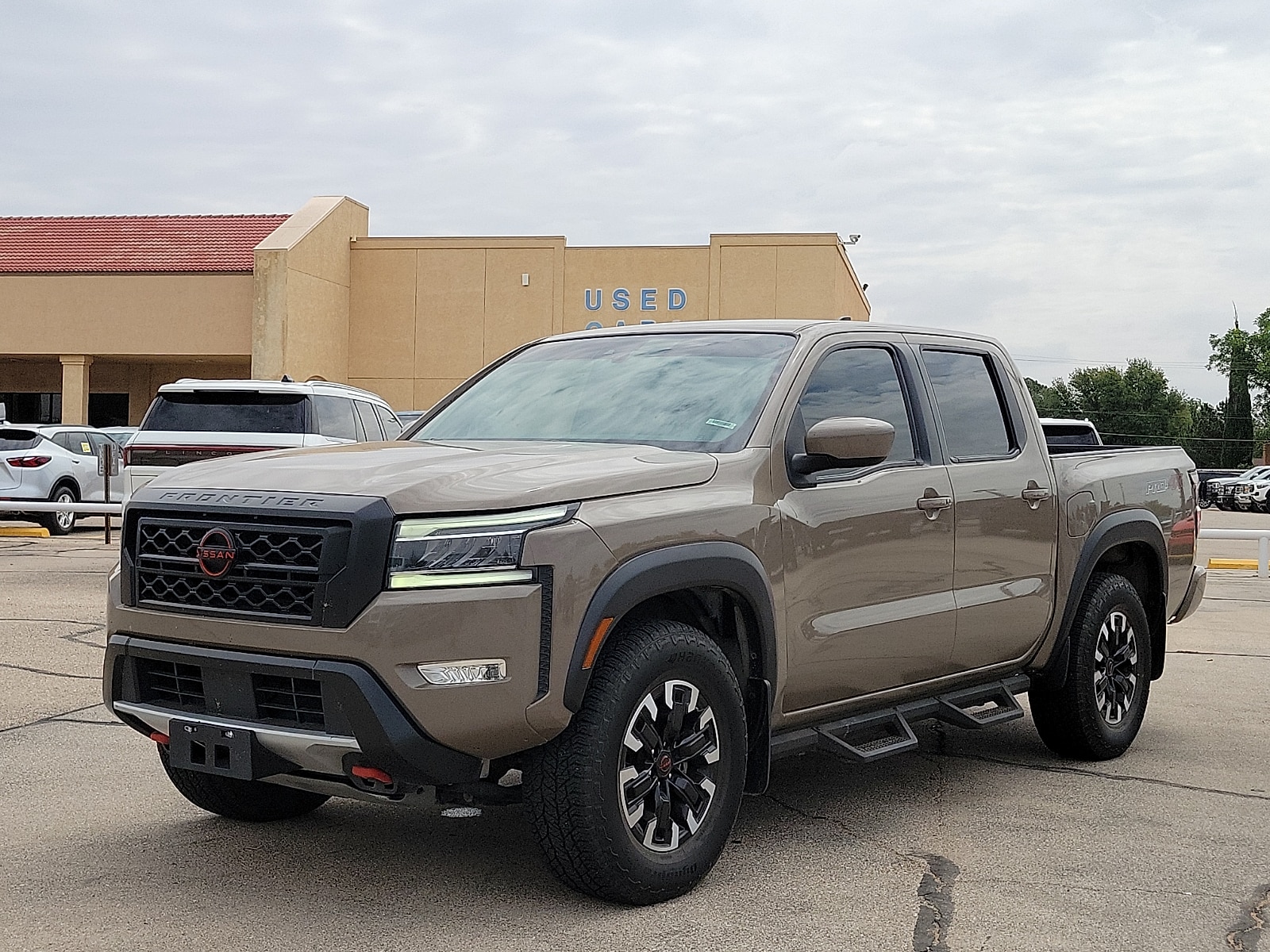 2024 Nissan Frontier PRO-4X Crew Cab 4X4's photo