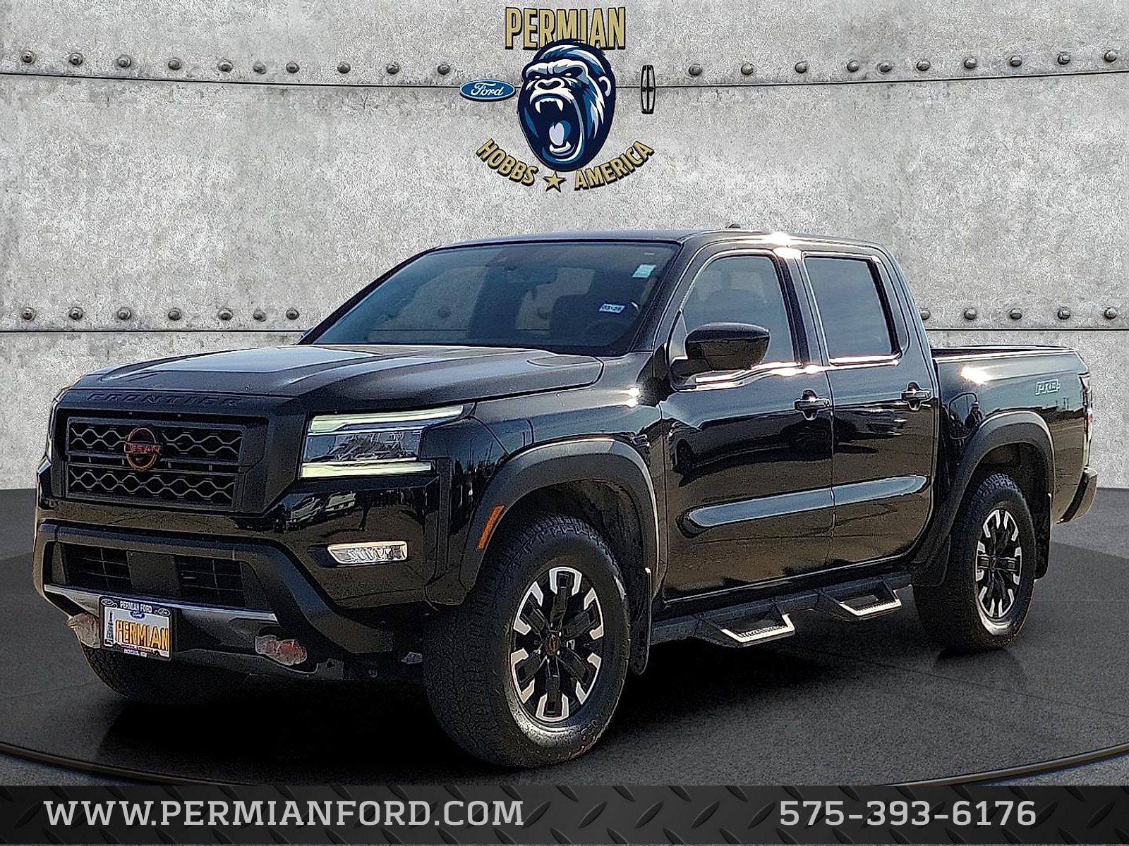 2023 Nissan Frontier PRO-4X's photo